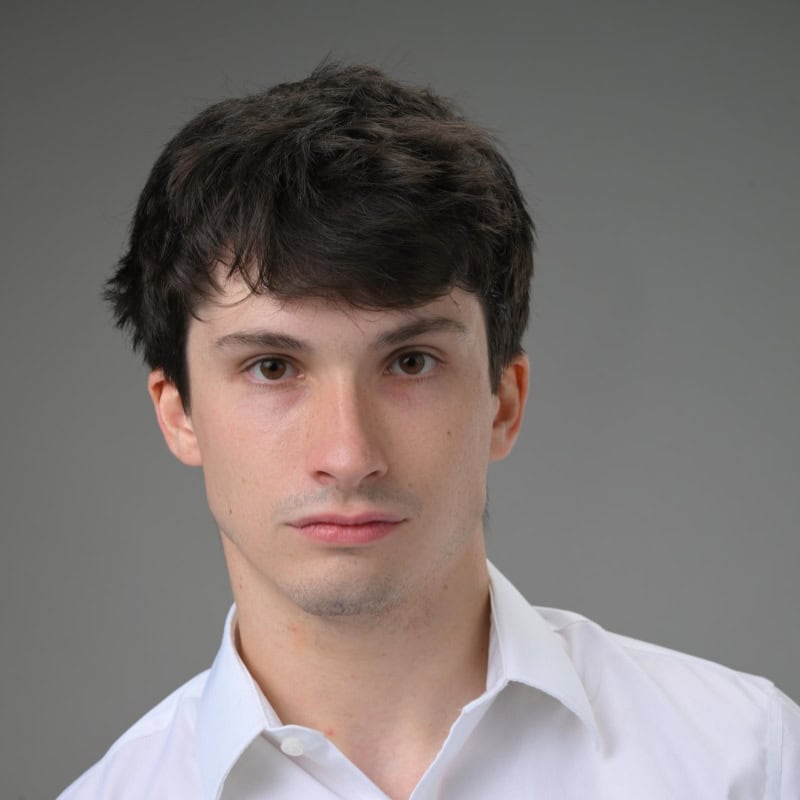 Company Headshots Web Sized (800 x 800 px) (1) Darius Anagnos