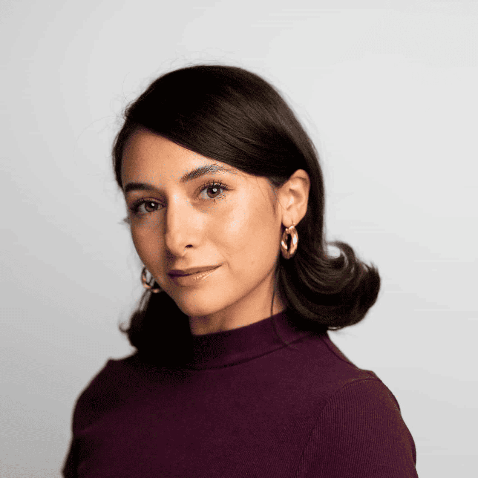 Isabella Velasquez 800x800 Isabella Velasquez